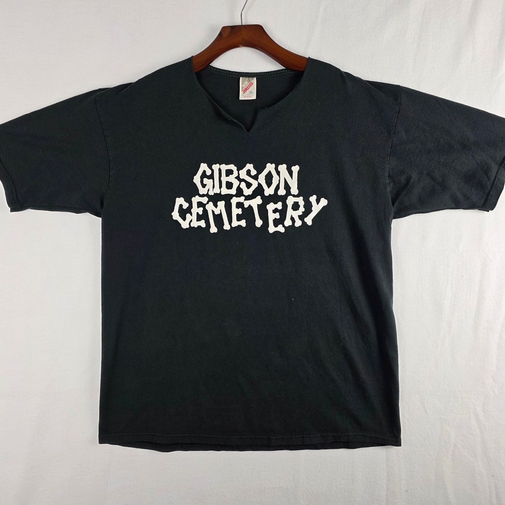 Jerzees Men's Vintage Gibson Cemetery Graveyard Graphic T-Shirt Black Size XL